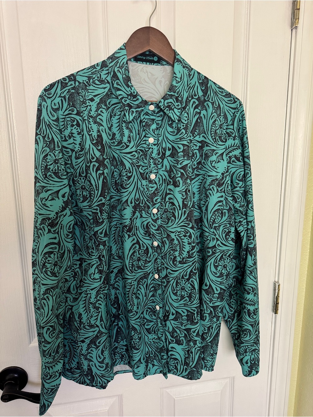 Sterling Kreek long sleeve top - Picture 1 of 5